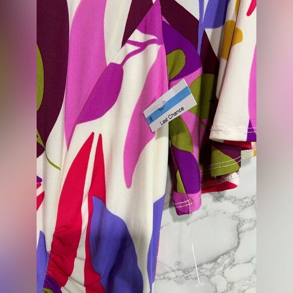 Donna Morgan V-Front Bell Sleeve Navy Blue & Pink Floral Mini Dress Size 0 - Picture 3 of 8